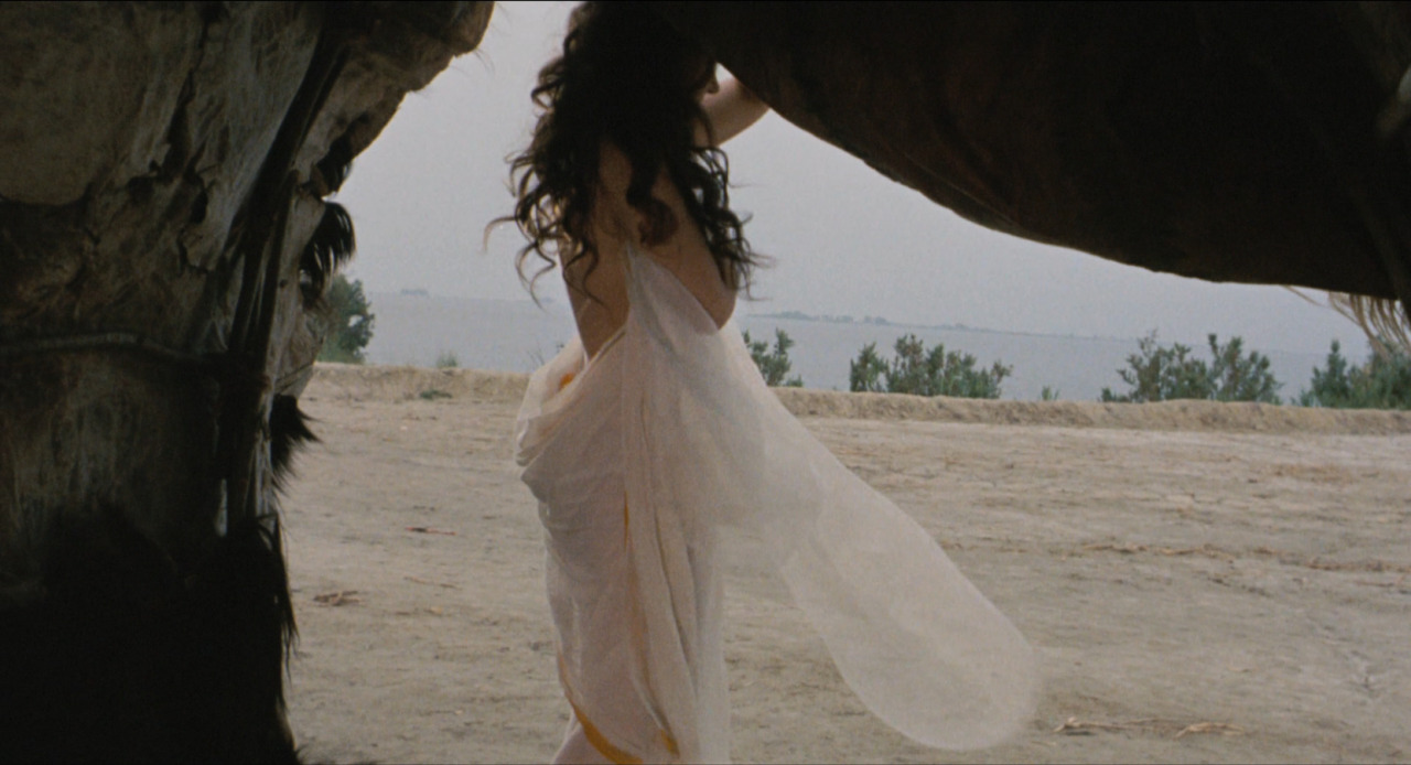 animus-inviolabilis:Maria Callas in “Medea”Pier Paolo Pasolini1969