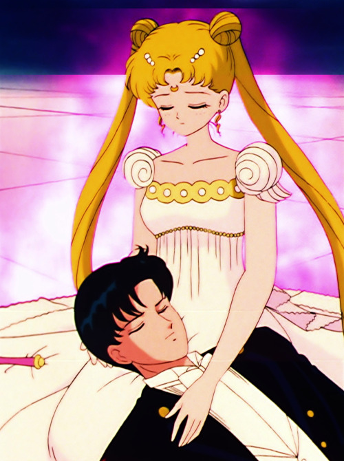prettyguardianscreencaps: Sailor Moon Episode 35  &quot;Returning Memories: Usagi and Mamor