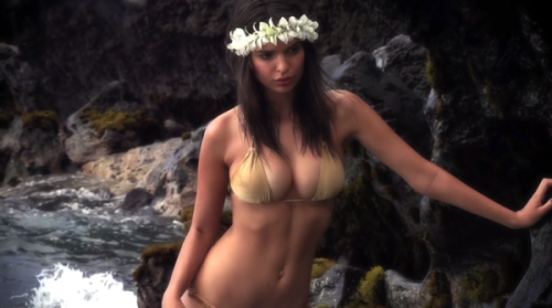 Emily Ratajkowski sexy from The New Queen Of Summer