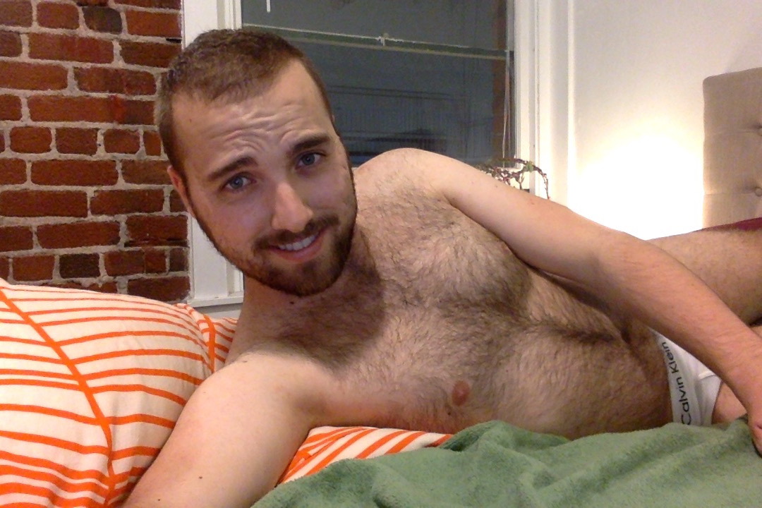 ididntnotblogaboutyou:  I gave up on Scream Queens and decided to take selfies and