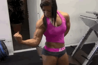 allformsofbeauty:stilldoingthisforme:So unbelievably sensual!￼