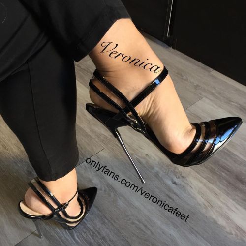 veronicafeet: Dominatrix mode on my new shoes is very #shoestyle #shoeporn #shoefetish #shoefie #do