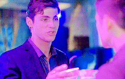 byalienpandorum:  Alec Lightwood in This World Inverted Playing hard to get. I love