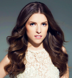 akendrickdaily: Anna Kendrick © Robert Ascroft | Boston Common (2012) 