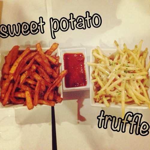 #sweetpotato #truffle #fries #food #hungers #umami @umamiburger #hungers #yum