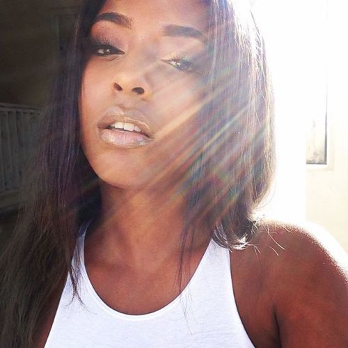 lifeofoh:  shes.so.cxld 