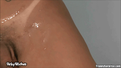 dickybitches:  Renata Davila 