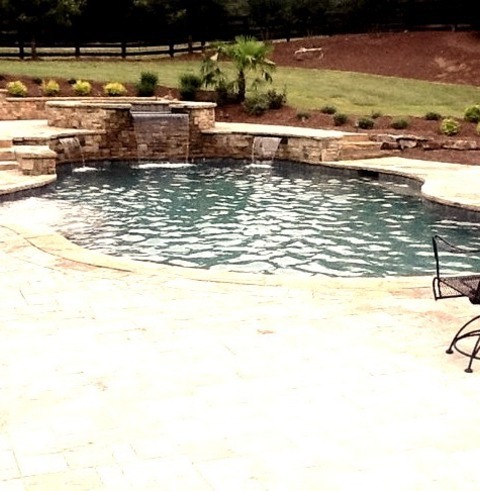 Rustic Pool - Fountain