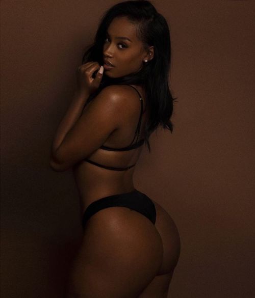 thedopeapproach:  Raven Tracy | Facet Studio| instagram.com/thedopeapproach |