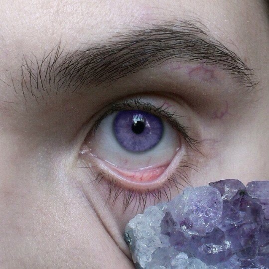 across-the-univerrse:    ☯   