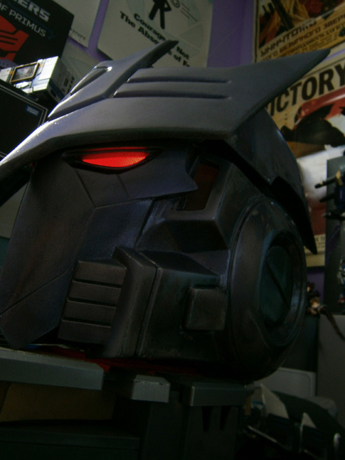 shokveyv:  tarn helmet