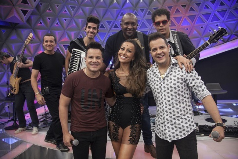 “Programa da Sabrina” 21/02/15 Destaques do programa de hoje
Todo os sábados a partir das 20h30 a Rede Record exibe o “Programa da Sabrina”, comandado pela japa mais famosa do Brasil, Sabrina Sato.