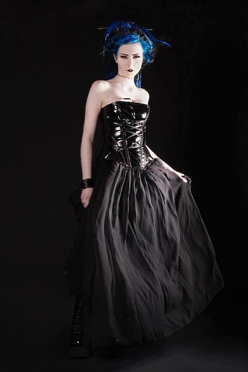 9vil-passions:  Evil Passion Fetish Goth Twitter 