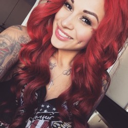 brittanyarazavi:  Brittanya Razavi sexy selfies http://fatlossfactormax.com/dexter-suicide-girl/