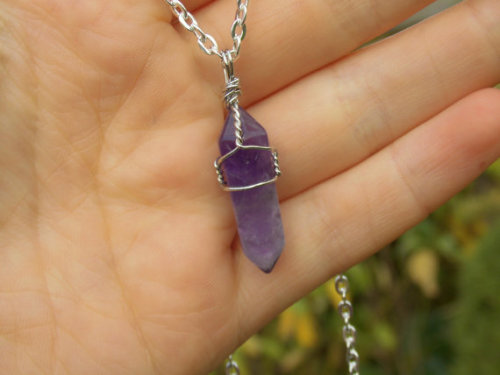s0lvingsecrets: Wire Wrapped Amethyst Point Necklace - 18” Silver Chain only £4.50!!!! P