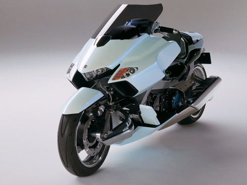 rocketumbl:  Suzuki G-Strider 