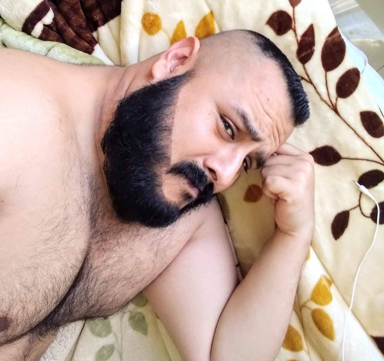 bear-hairy:  Déjanos tu comentario 🐻 . Rebloguea y comparte el contenido si te