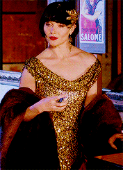 borgiapope:CostumesFrom: Miss Fisher’s Murder Mysteries, 2.09Character: Phryne FisherActor: Essie Da