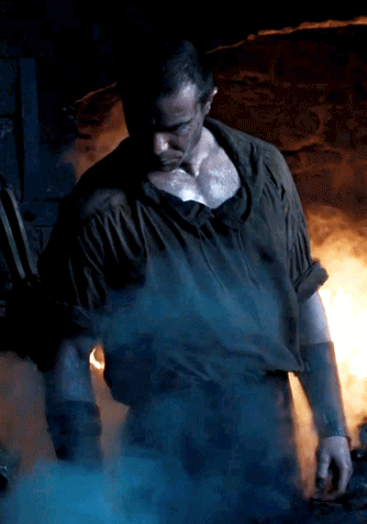 gendryofhollowhill:gendry waters gifs : 1/?