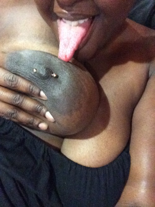 Porn photo libra88desires:  I wish I could suck my nipples
