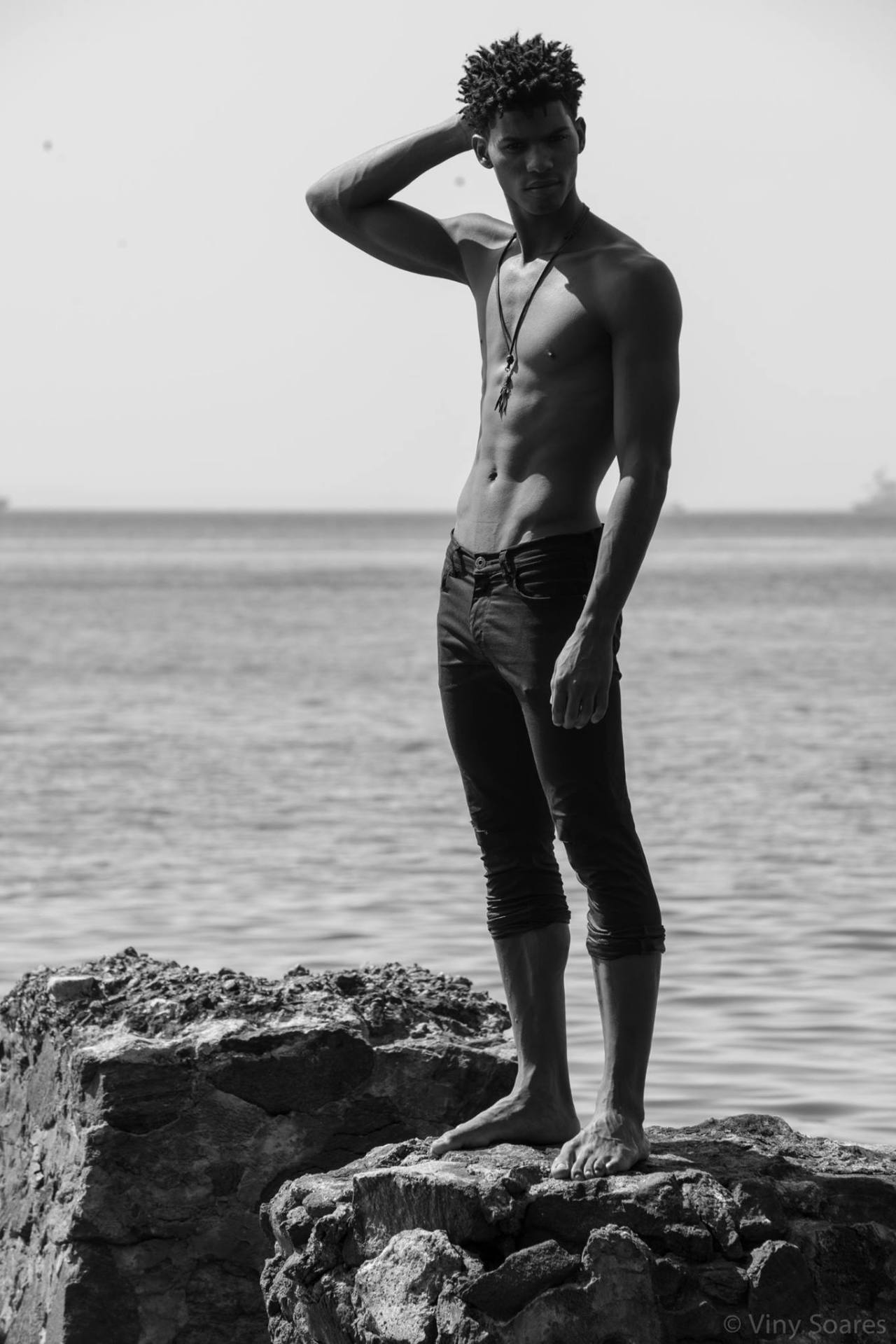 jilkos:  Juan Moa | Photo by Viny Soares