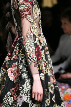 glitter-in-wonderland:  whore-for-couture:  girlannachronism:  Valentino fall 2014 rtw details   Haute Couture blog :)  xx