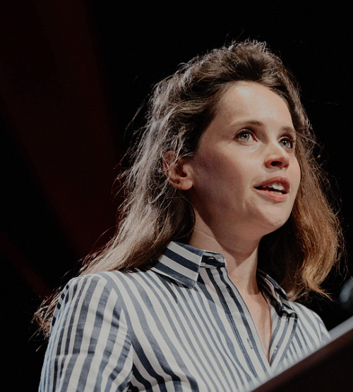 felicity-erso:Felicity Jones at the 2019 HAY Festival