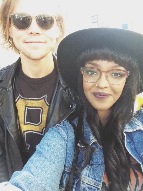 yveszaynslaurent: so i met ashton while out shopping today lmao