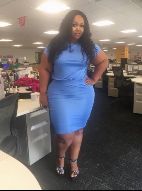 gurillaboythamane:  bustans7ii:  Hey beautiful  SEXY BAD BITCH