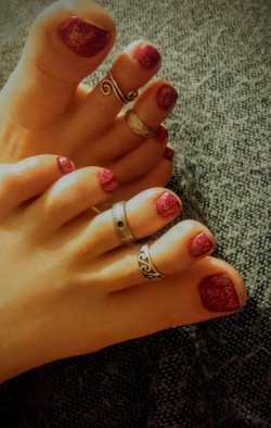 sweetcandytoes:  Sparkletoes!