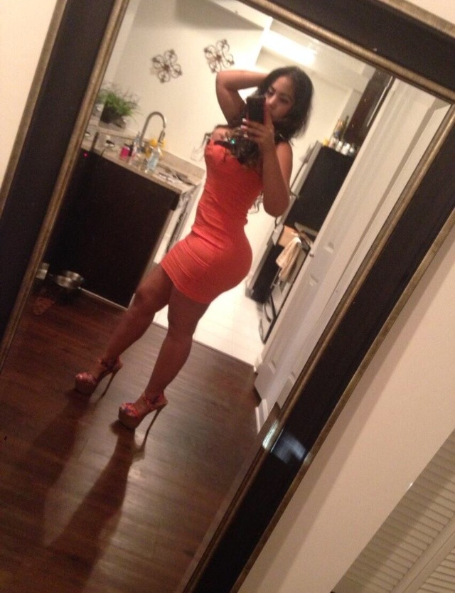 tv424:  I wouldn’t pull out  Nice back n front!Reblog, like, follow&hellip;