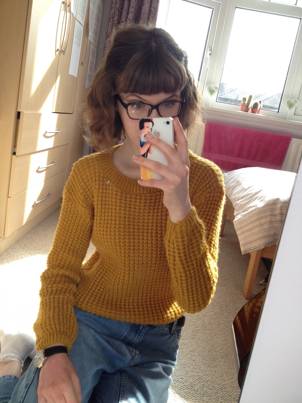 xvwvz:  my new jumper is so cute!!!! 🌟😊