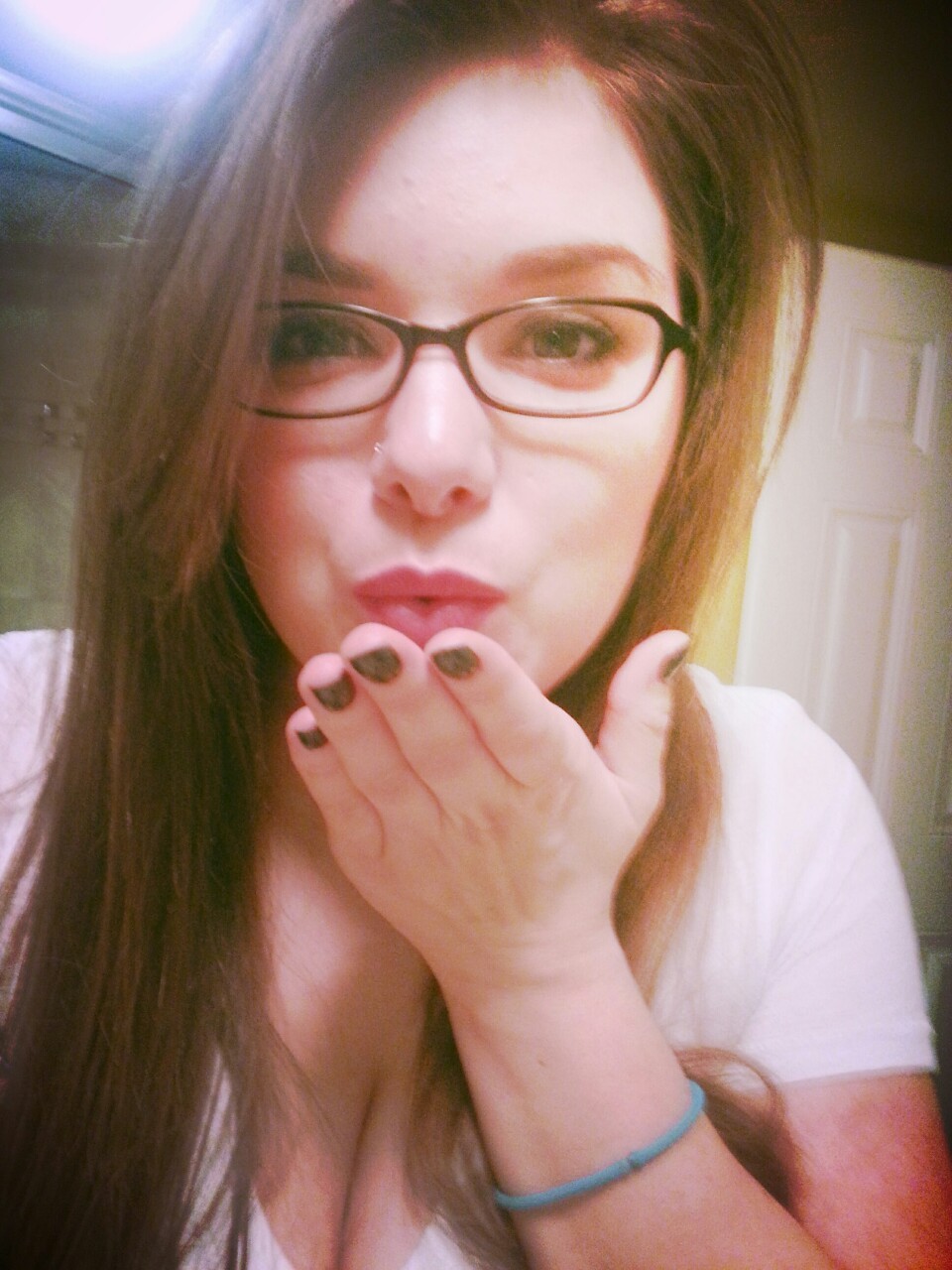 juicycurvyculonas:  princess-melli:  First tumblr pic ever! Getting ready for my