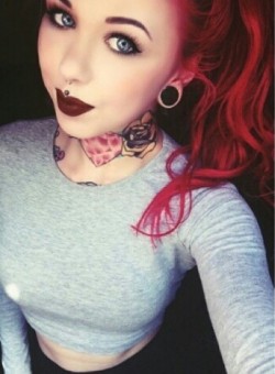 inkedladys:  Girl no We Heart It - http://weheartit.com/entry/129410993