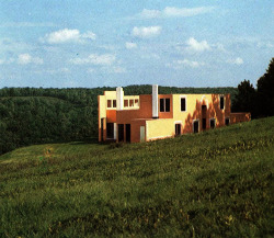 archiveofaffinities: Robert A.M. Stern, Lang House, Washington, 1973-1974