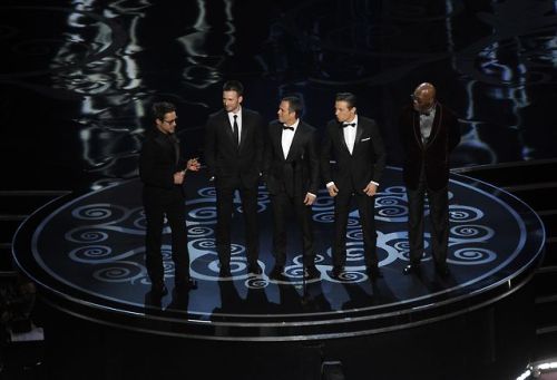 The Avengers cast assembled at the 2013 Oscars 
