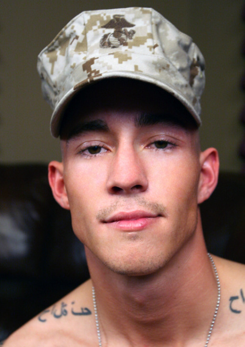 manymilitarymen:Check out these blogs for more hot guys:Many Military Men: manymilitarymen.tumblr.co