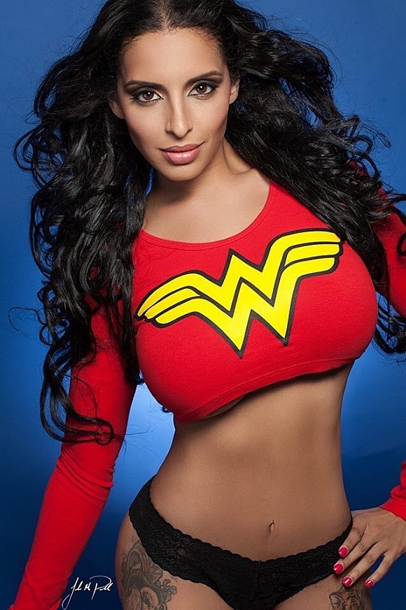 jacked-and-racked:  Tehmeena Afzal