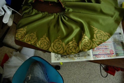 crisisavertedcosplay: Fun with stencils!Stencils are a great way to get a design on to fabric withou