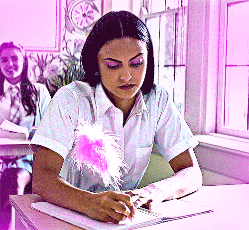 CLUELESS (1995) Dir. Amy Heckerling DO REVENGE (2022) Dir. Jennifer Kaytin Robinson