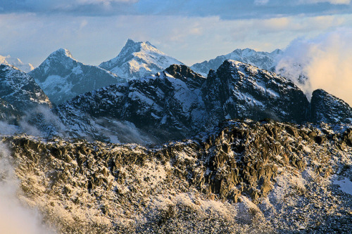 bloodykinglet:  Winter’s Arrival by justb on Flickr. 