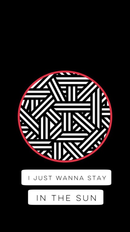 minelockscreen:  TOP lockscreens  Like or reblog if you save 🌸 •Check my blog to buy a cover! 📲