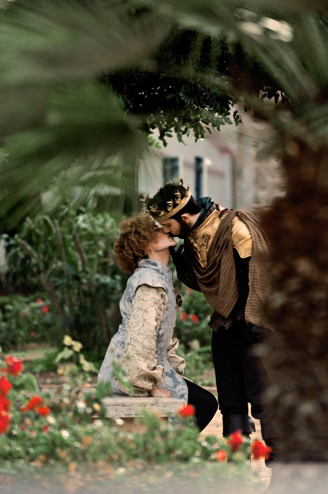 asongofcosplay:Renly Baratheon &amp; Loras Tyrell by Valerio Grutta &amp;