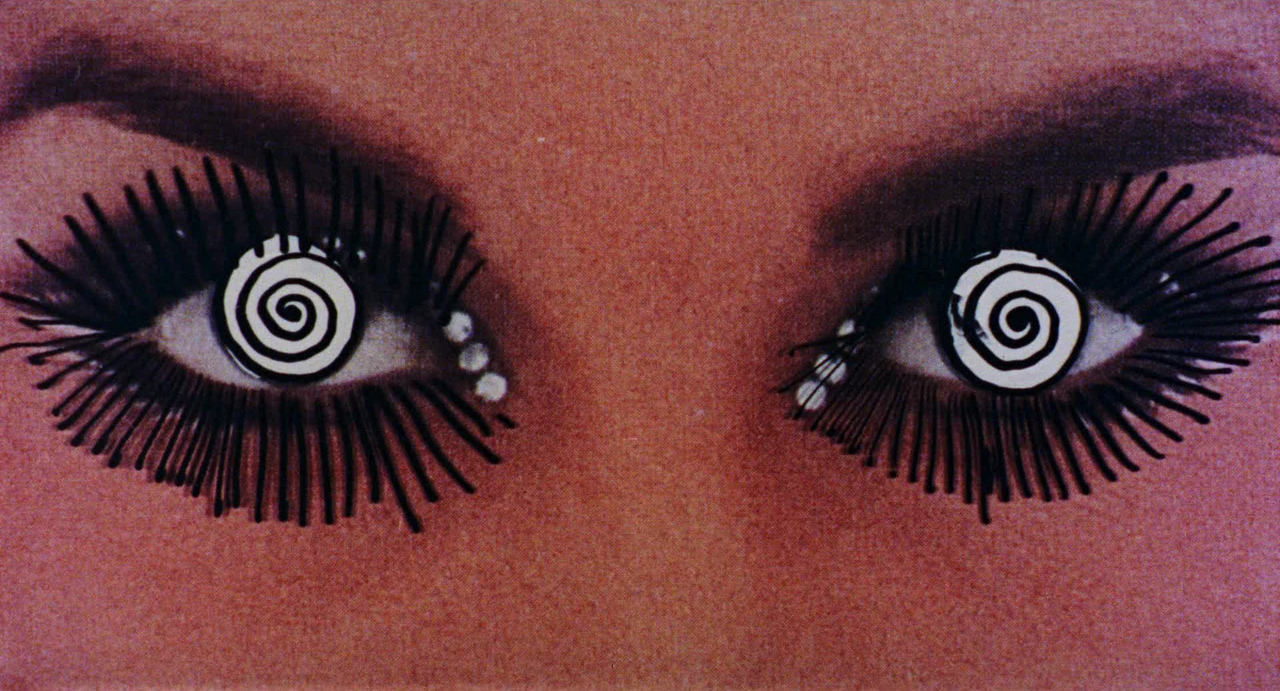 ozu-teapot:  Le streghe (The Witches) | Various | 1967Le streghe is a portmanteau