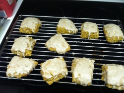 I made pumpkin scones with spiced glazing#octobertreats