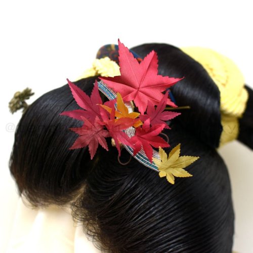 Tatsutagawa (motif depicting maple leaves floating in a river), beautiful  modern kanzashi hairpin s