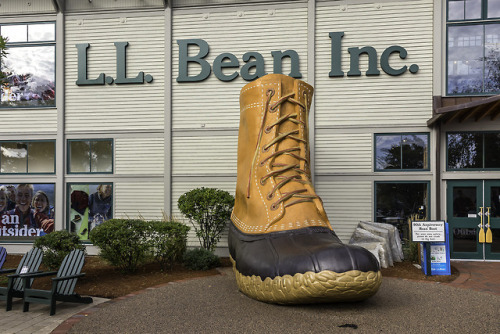 patgavin:L.L. Bean Inc.Morse St., Freeport, Maine