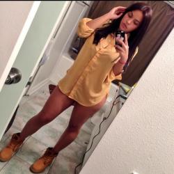 girlsintimbs:  Shirt no pants in her timbs