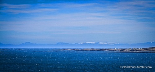 BlueSnow covered mountains and different shades of blue.Westfjords; Iceland ©islandfeuer 2010-2