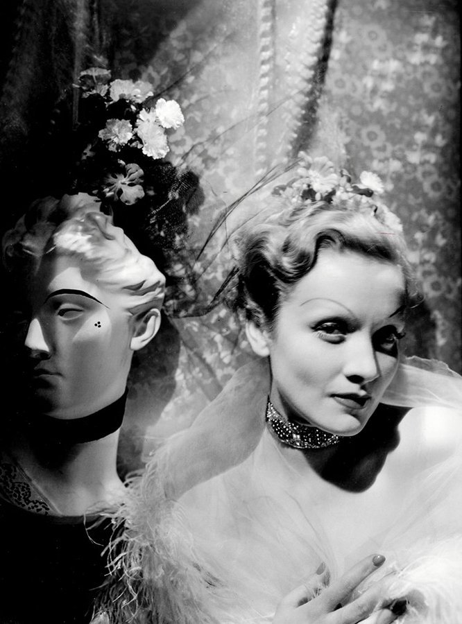 Photograph by Cecil Beaton, in 1935.